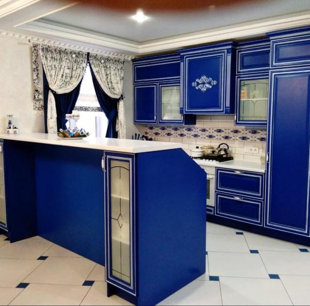 Кухня ясень синий